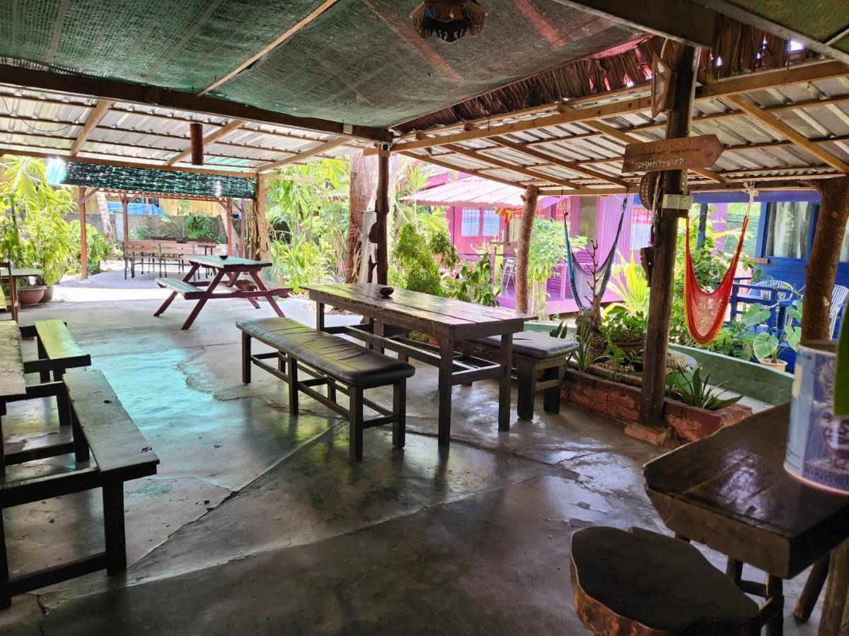 Gecko Guesthouse Pantai Cenang (Langkawi) Exterior foto